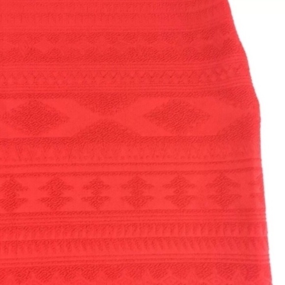 LULAROE Cassie Pencil Skirt Textured Solid Red Aztec Southwestern Size XS NWT - Picture 3 of 9